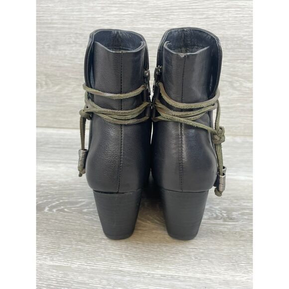 OTBT Vagabond Women's 7.5 Black Bootie Leather Boot Ankle Boho Chunky Festival - Picture 2 of 10